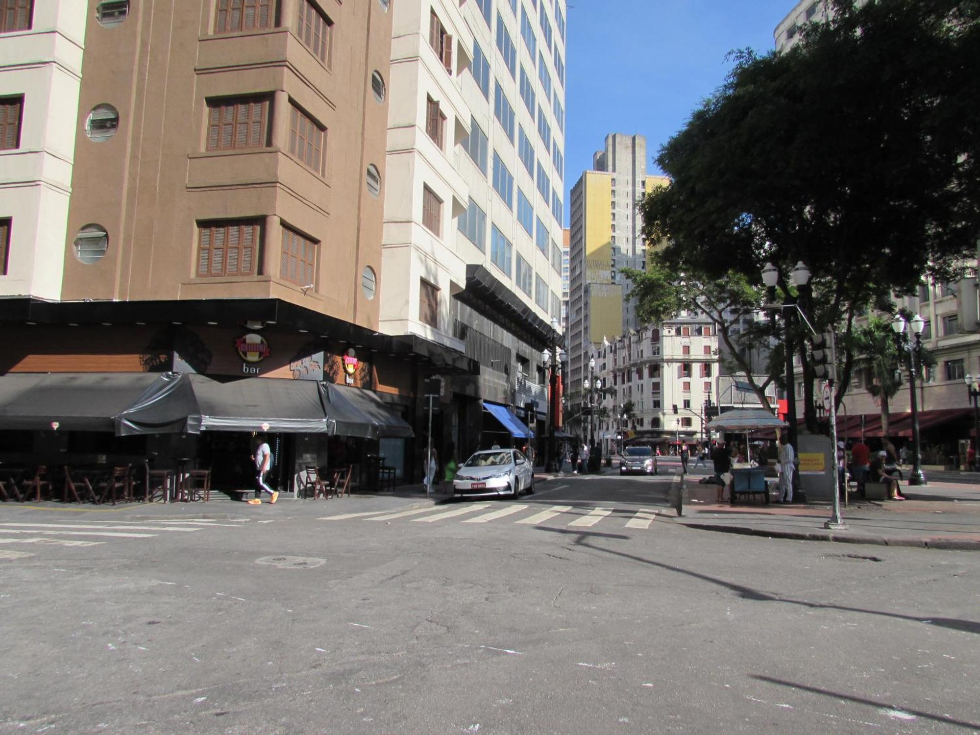 Nebias Palace Hotel Junto Da Avenida Ipiranga Com Sao Joao Em Frente Ao Bar Brahma Sp, Sao Paulo
